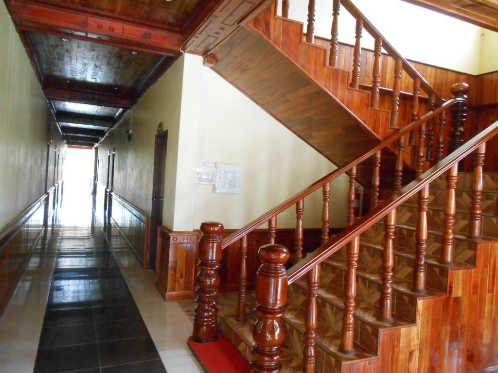 Khampaseuth Hotel Vang Vieng Exterior foto